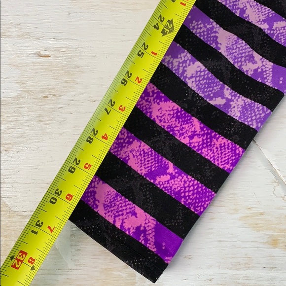 K-DEER Purple and Black Stripe Legging Medium - Picture 5 of 8